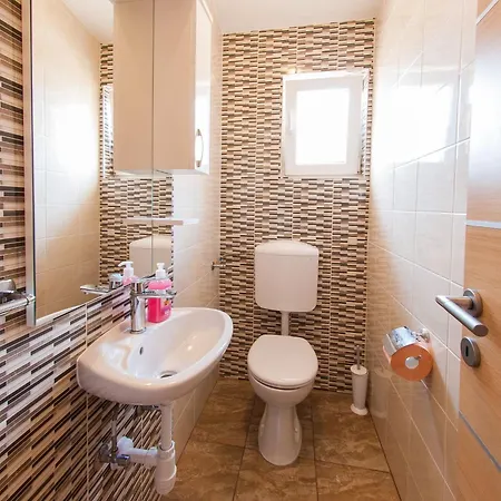Anita-luxury Three Bedroom With Terrace Spalato
