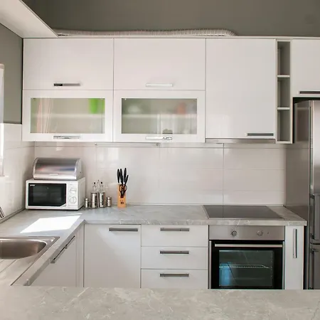 Anita-luxury Three Bedroom With Terrace Lägenhet