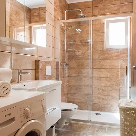 Lägenhet Anita-luxury Three Bedroom With Terrace *