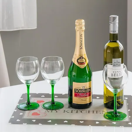 Anita-luxury Three Bedroom With Terrace *